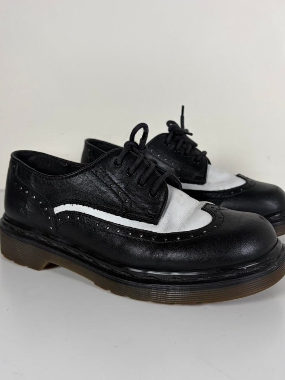 Vintage Leather Black & White England Wingtip Brogues